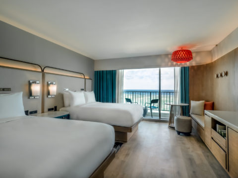 Double beds Premium Club Oceanfront